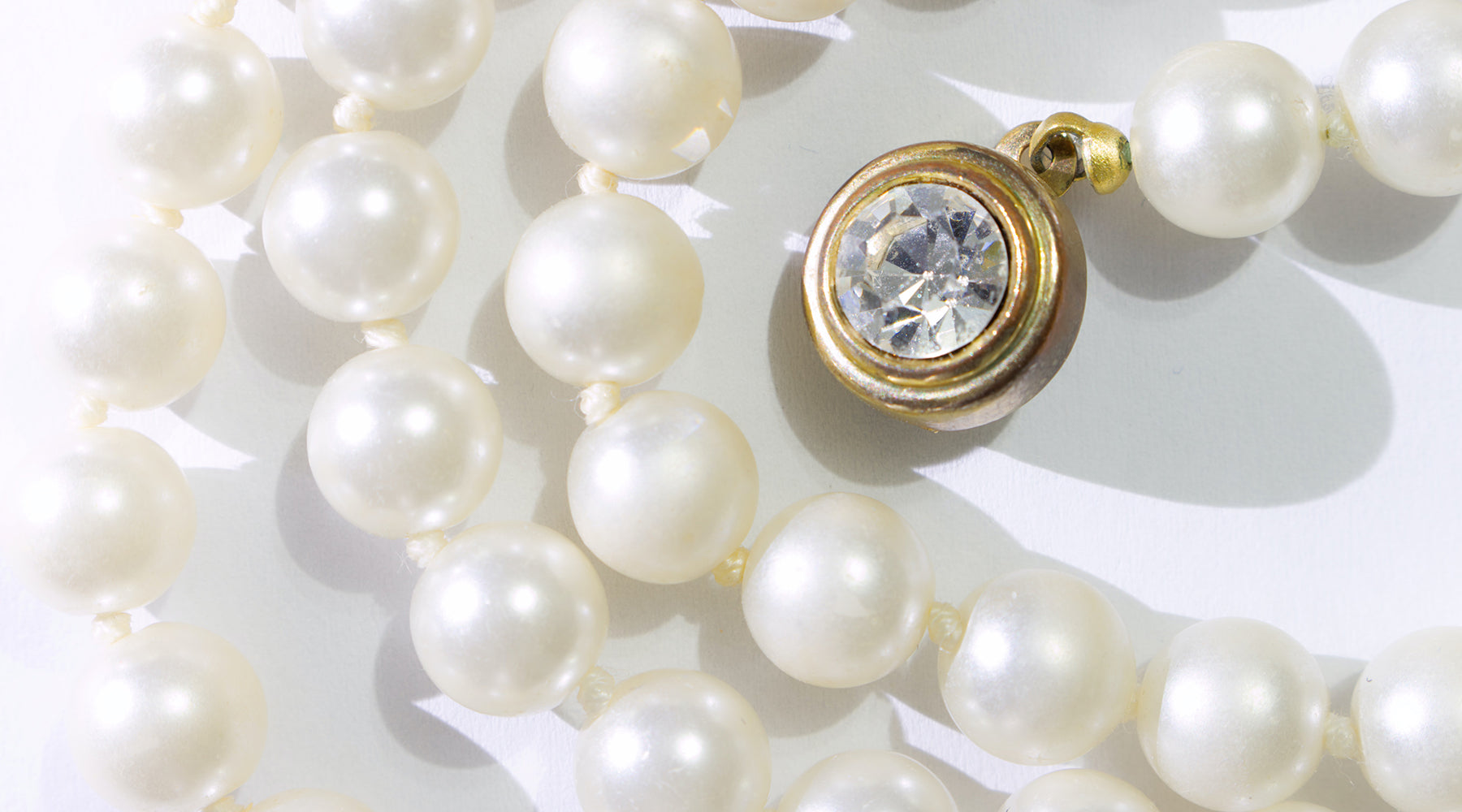 The Ultimate Guide to Buying Pearl Jewelry
