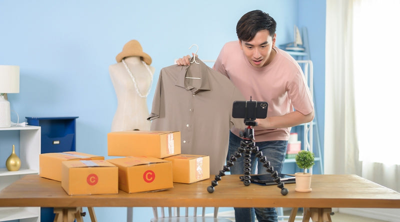 How to Start A Live Selling Business in 2023