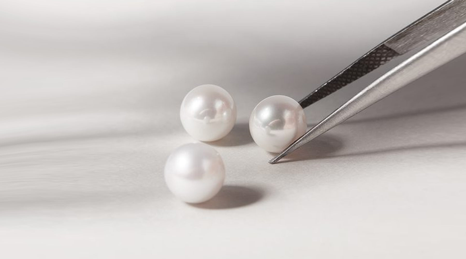How to Grade the Quality of A Pearl