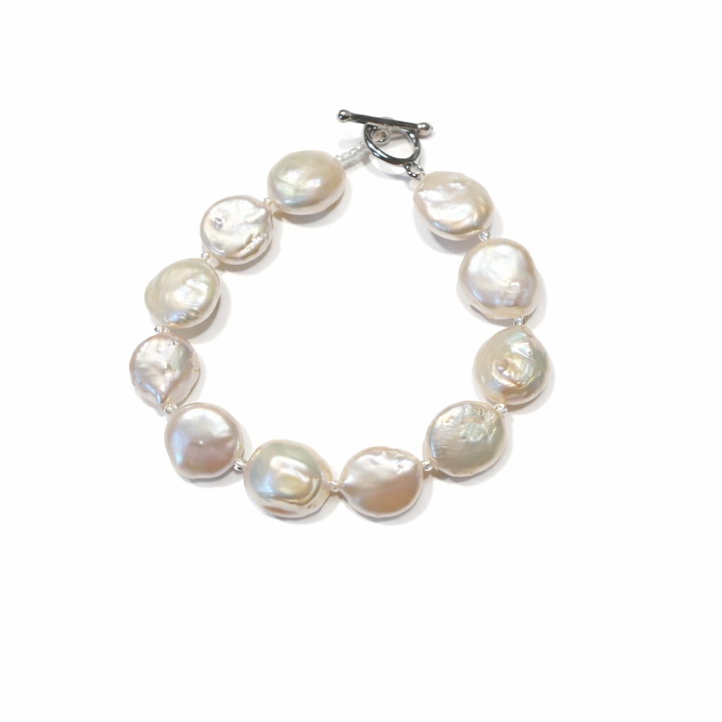 Baroque Coin Pearl Bracelet ￼