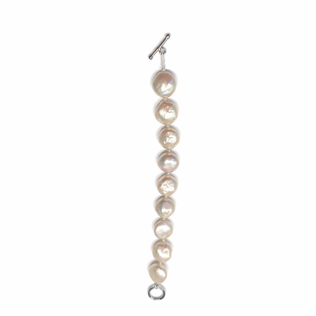 Baroque Coin Pearl Bracelet ￼