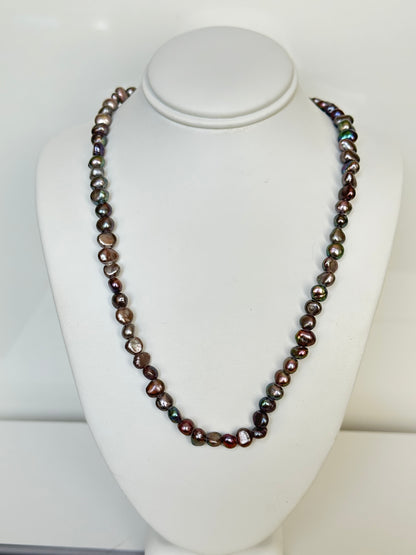 Colgante de plata de ley con diamantes de imitación de barra maciza chapada en oro de 18 quilates con triple revestimiento de rodio (2 1/2 pulgadas de largo)