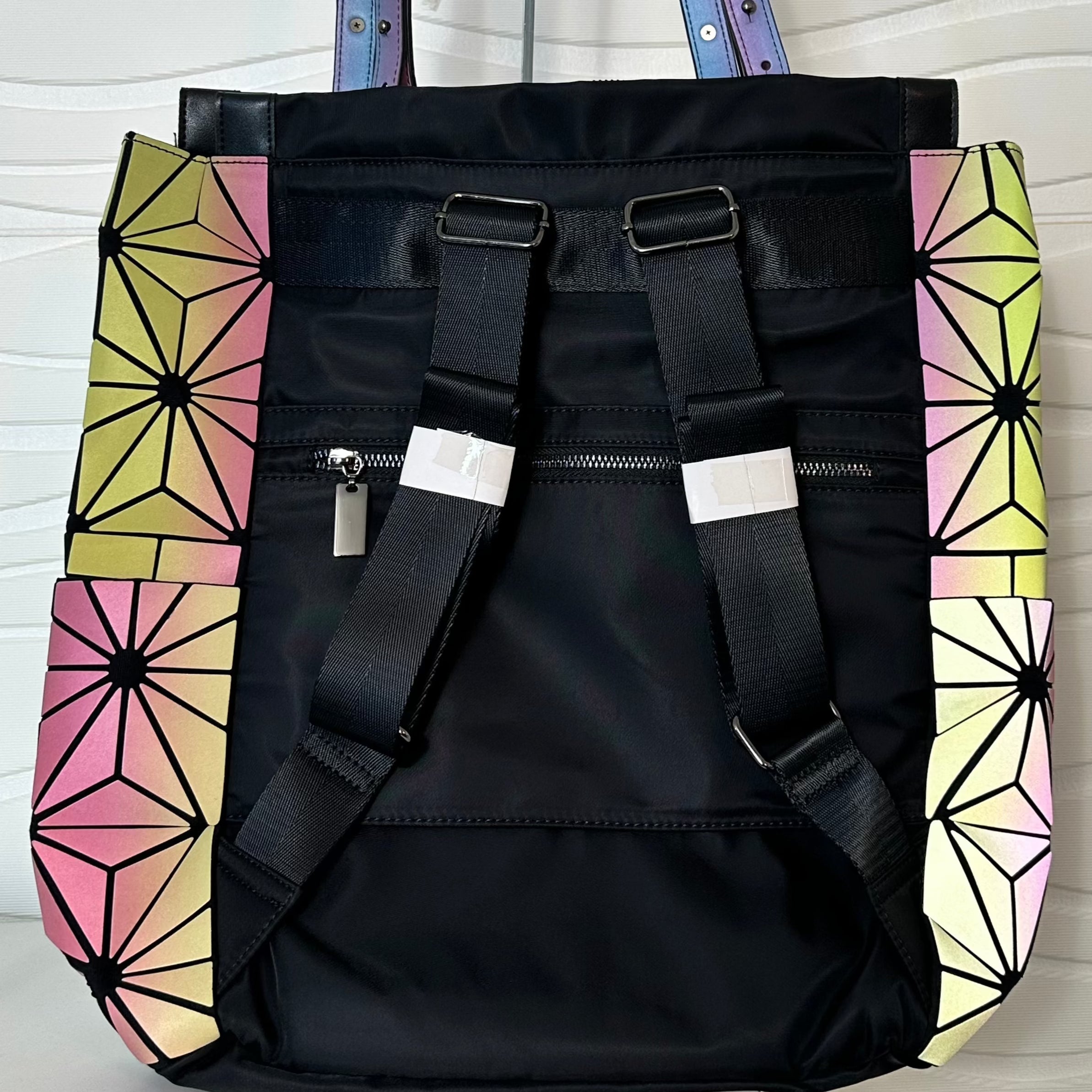 Flash Tote/Back Pack - Extra Large with luggage handle sleeve