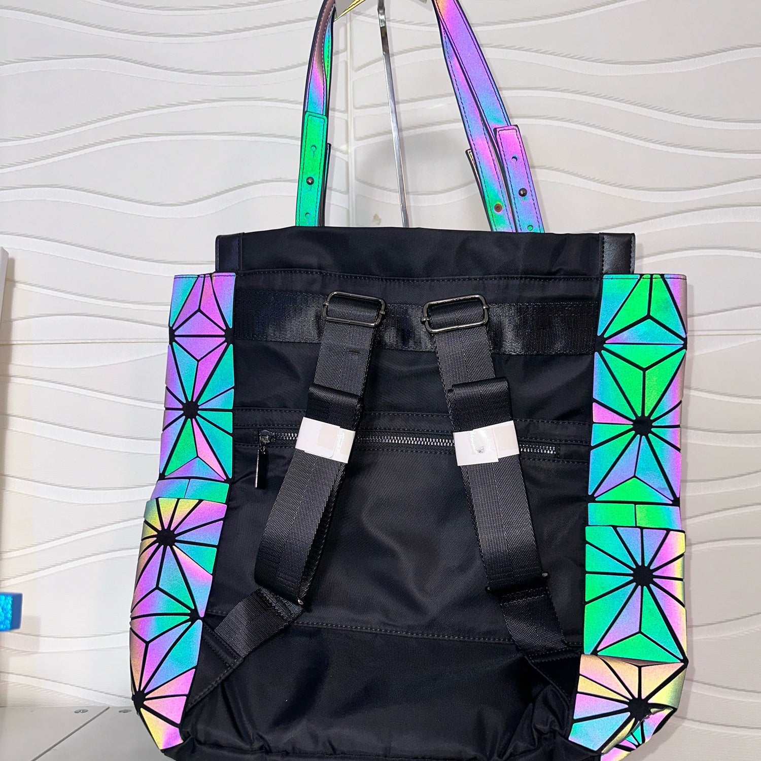 Flash Tote/Back Pack - Extra Large with luggage handle sleeve